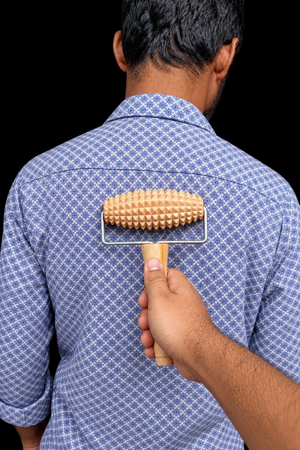 কাঠের ব্যাক ম্যাসাজ রোলার | Wooden Back Massage Roller - Image 2