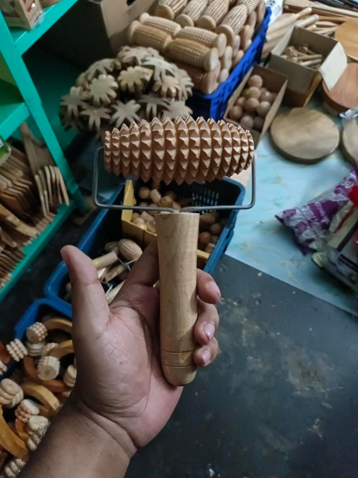 কাঠের ব্যাক ম্যাসাজ রোলার | Wooden Back Massage Roller - Image 3